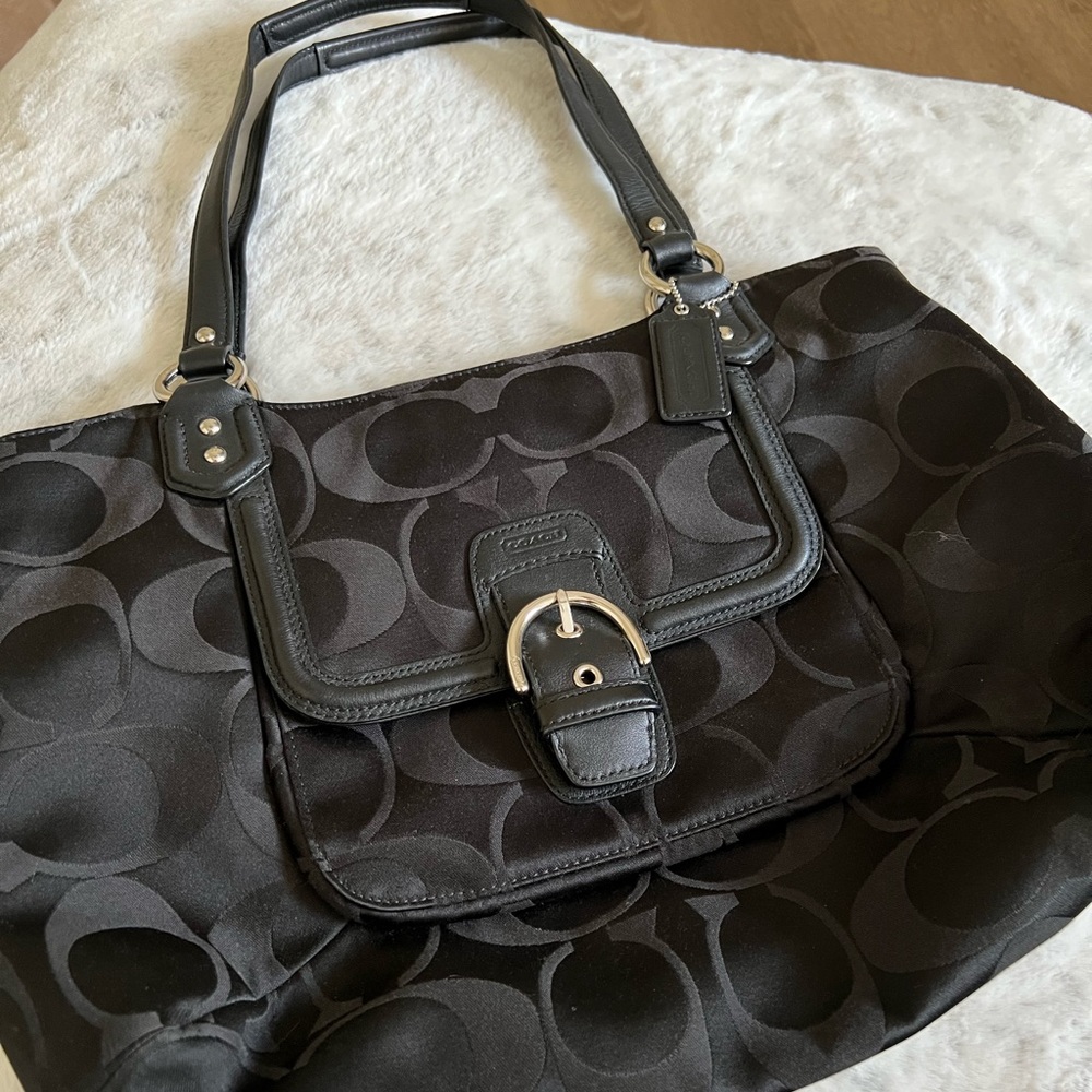 Coach shoulder bag